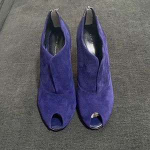 Peep toe purple suede 6” heel with back zipper detail